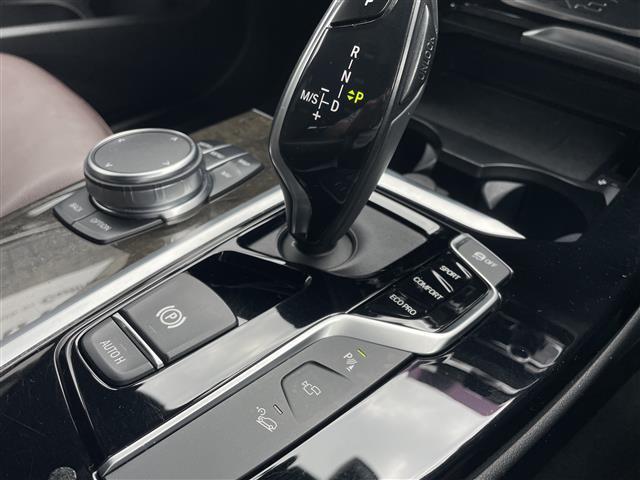 Ｘ３ ｘＤｒｉｖｅ　２０ｄ　Ｍスポーツ　インテリジェントセーフティ　衝突軽減ブレーキＡＣＣ車線逸脱ブラインドスポットモカレザーシート　シートヒーター　前席パワーシートＩＤｒｉｖｅＨＤＤナビフルセグＴＶ　Ｂｌｕｅｔｏｏｔｈ全方位カメラドラレコ（17枚目）