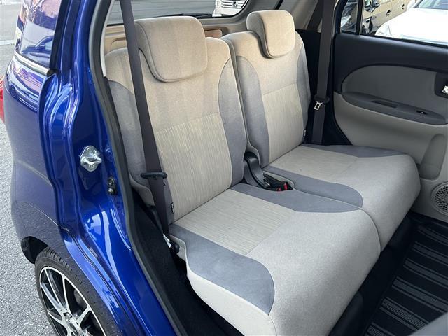 ＬＩＢＥＲＡＬＡは全国に約４５店舗以上※。どの店舗の在庫でもお近くのＬＩＢＥＲＡＬＡでご購入いただけます。※２０２３年１０月現在