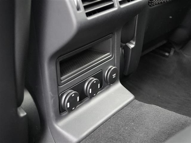 Ｆペイス Ｒ－スポーツ　ワンオーナー　ＩＮＣＯＮＴＲＯＬ　ＴＯＵＣＨ　ＰＲＯナビフルセグＴＶＢｌｕｅｔｏｏｔｈ全方位カメラ　ＭＥＲＩＤＩＡＮサラウンド　ハーフレザーシートシートヒーターＬアダプティブＬＥＤヘッドライト（10枚目）