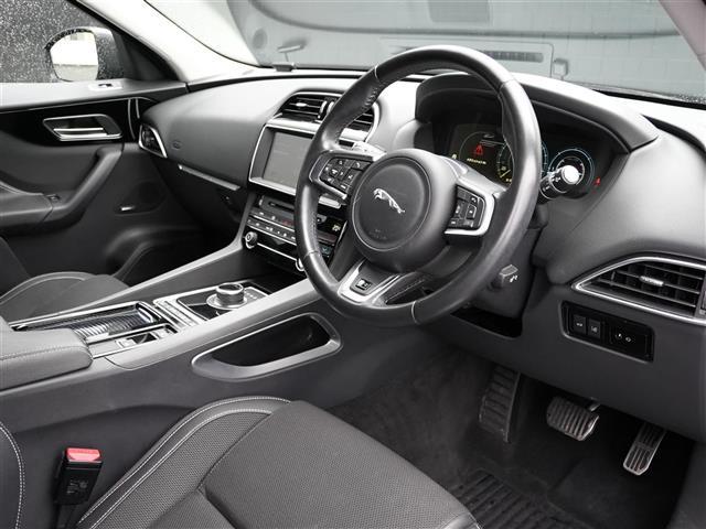 Ｆペイス Ｒ－スポーツ　ワンオーナー　ＩＮＣＯＮＴＲＯＬ　ＴＯＵＣＨ　ＰＲＯナビフルセグＴＶＢｌｕｅｔｏｏｔｈ全方位カメラ　ＭＥＲＩＤＩＡＮサラウンド　ハーフレザーシートシートヒーターＬアダプティブＬＥＤヘッドライト（14枚目）