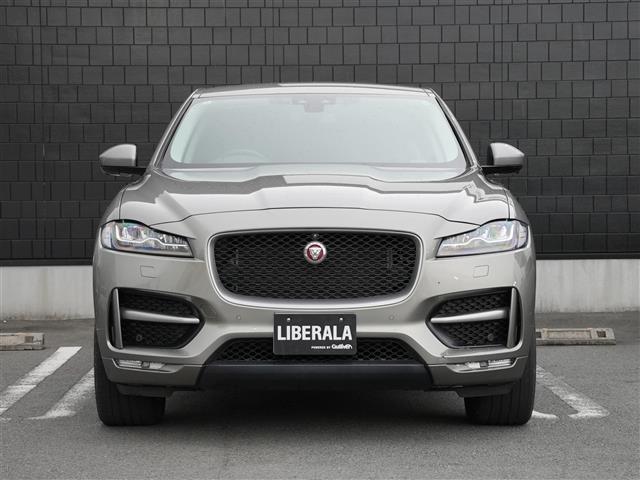 Ｆペイス Ｒ－スポーツ　ワンオーナー　ＩＮＣＯＮＴＲＯＬ　ＴＯＵＣＨ　ＰＲＯナビフルセグＴＶＢｌｕｅｔｏｏｔｈ全方位カメラ　ＭＥＲＩＤＩＡＮサラウンド　ハーフレザーシートシートヒーターＬアダプティブＬＥＤヘッドライト（32枚目）