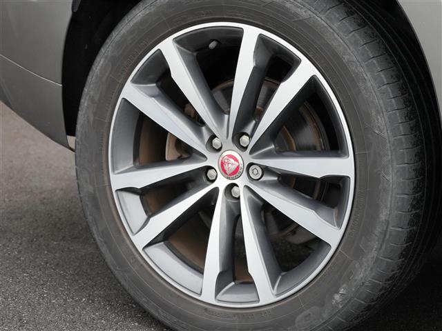 Ｆペイス Ｒ－スポーツ　ワンオーナー　ＩＮＣＯＮＴＲＯＬ　ＴＯＵＣＨ　ＰＲＯナビフルセグＴＶＢｌｕｅｔｏｏｔｈ全方位カメラ　ＭＥＲＩＤＩＡＮサラウンド　ハーフレザーシートシートヒーターＬアダプティブＬＥＤヘッドライト（41枚目）