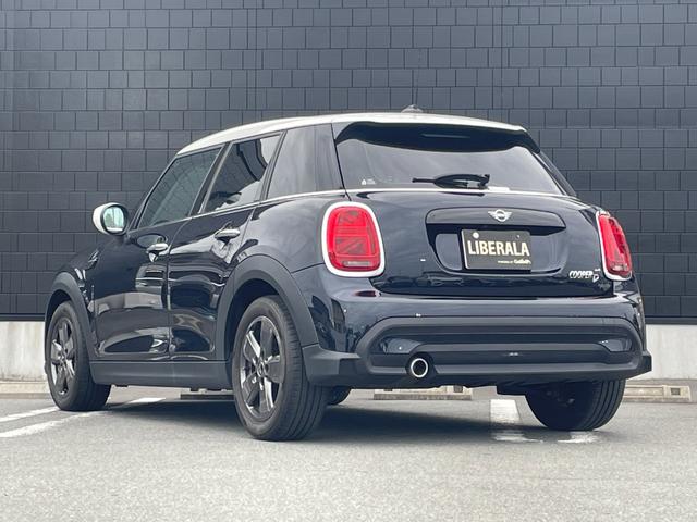 ＭＩＮＩ クーパーＤ　クラシック・トリム　ＭＩＮＩ　Ａｐｐ対応ディスプレイオーディオ　ＣａｒＰｌａｙ対応　Ｂｌｕｅｔｏｏｔｈバックカメラ　インテリＳＦＴ衝突軽減ブレーキ　ハーフレザーシート　シートヒーター　置くだけ充電アンビエントライト（39枚目）