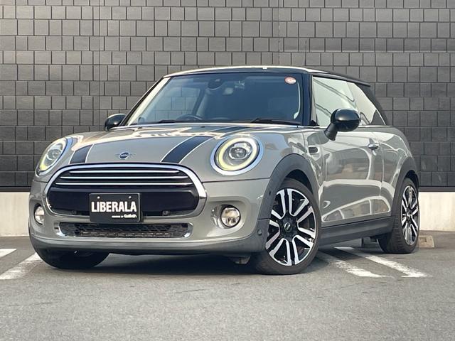 ＭＩＮＩ クーパー　ＬＣＩモデルインテリセーフティ軽減ブレーキｈａｒｍａｎ／ｋａｒｄｏｎサラウンドブラックハーフレザーシート　シートヒーター　コンフォートアクセス純正ナビ　ＢｌｕｅｔｏｏｔｈバックカメラＥＴＣＵＫテール（32枚目）