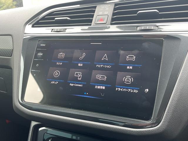 ティグアン ＴＳＩ　Ｒライン　１オーナー　パノラマＳＲブラックレザーシートｈａｒｍａｎ／ｋａｒｄｏｎ　ＤｉｓｃｏｖｅｒＰＲＯデジタルメーターヘッドアップディスプレイアンビエントライト　フロントアシスト　サイドアシストＢＳＭドラレコ（35枚目）