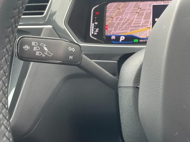 ティグアン ＴＳＩ　Ｒライン　１オーナー　パノラマＳＲブラックレザーシートｈａｒｍａｎ／ｋａｒｄｏｎ　ＤｉｓｃｏｖｅｒＰＲＯデジタルメーターヘッドアップディスプレイアンビエントライト　フロントアシスト　サイドアシストＢＳＭドラレコ（37枚目）
