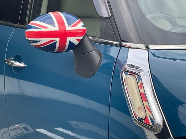 MINI クーパーS クロスオーバー オール4 アイボリーレザーシートシートヒーターカロッツェリアサイバーナビフルセグTVBluetooth HIDヘッドライト アンビエントライト 電動格納ミラーUKドアミラーUKルームミラーガラスフィルム施工(47枚目)