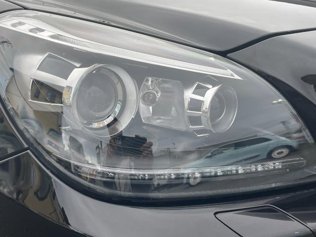 ＳＬＫ ＳＬＫ２００エクスクルーシブ　ＡＭＧスポーツＰＫＧ　レーダーセーフティ軽減ブレーキＡＣＣレーンキープＢＳＭマジックスカイルーフ　エアスカーフ　ＣｏｍｍａｎｄＨＤＤナビフルセグＴＶＢｌｕｅｔｏｏｔｈパークトロニック　キーレスゴー（43枚目）