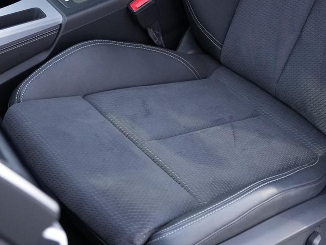 Ｑ５スポーツバック ４０ＴＤＩクワトロ　Ｓライン　ブラックスタイリングＰＫＧマトリクスＬＥＤヘッドライトＡｕｄｙプレセンスレーンアシストサイドアシストＭＭＩナビＢｌｕｅｔｏｏｔｈサラウンドカメラ３ＺＯＮＥエアコンバーチャルコクピット前後ドラレコ（8枚目）