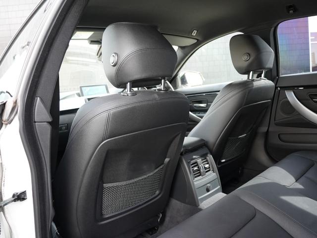 4シリーズ 435iグランクーペ Mスポーツ インテリジェントセーフティACC車線逸脱警告IDriveHDDナビフルセグTVBluetoothバックカメラブラックレザーシートシートヒーターパワーバックドア前後PDCコンフォートアクセスフィルム施工(13枚目)