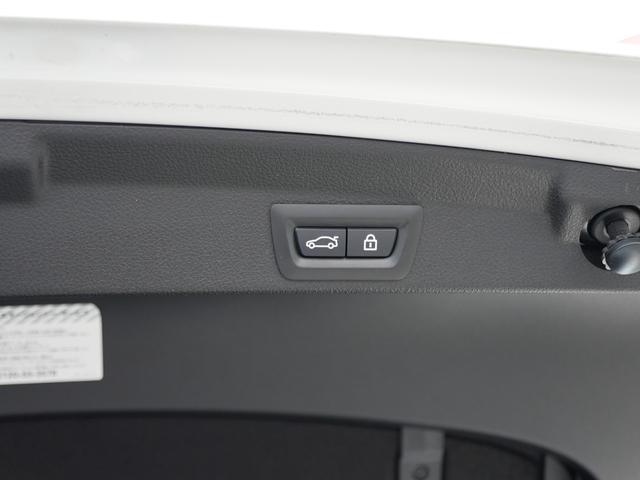 4シリーズ 435iグランクーペ Mスポーツ インテリジェントセーフティACC車線逸脱警告IDriveHDDナビフルセグTVBluetoothバックカメラブラックレザーシートシートヒーターパワーバックドア前後PDCコンフォートアクセスフィルム施工(16枚目)