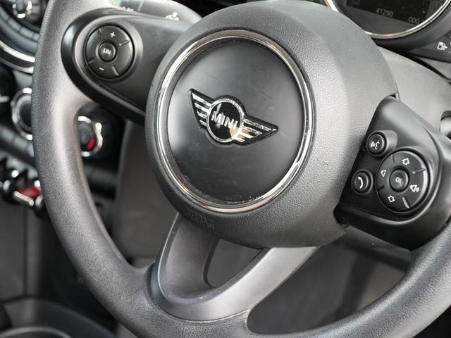 ＭＩＮＩ ヴィクトリア　特別仕様車　純正ナビＢｌｕｅｔｏｏｔｈ　ＬＥＤヘッドライト　ＬＥＤフォグランプ　アイドリングストップ　電動格納ミラー　ペッパーＰＫＧ　ルーフスポイラー　キーレス　ＥＴＣ（23枚目）