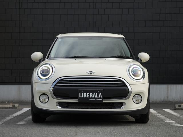 ＭＩＮＩ ヴィクトリア　特別仕様車　純正ナビＢｌｕｅｔｏｏｔｈ　ＬＥＤヘッドライト　ＬＥＤフォグランプ　アイドリングストップ　電動格納ミラー　ペッパーＰＫＧ　ルーフスポイラー　キーレス　ＥＴＣ（37枚目）