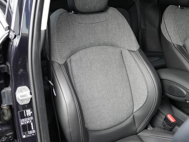 ＭＩＮＩ クーパーＤ　クラシック・トリム　クラシックトリムインテリジェントセーフティ衝突軽減ブレーキ　ディスプレイオーディオＣａｒｐｌａｙ対応ＭＩＮＩＡｐｐ対応バックカメラハーフレザーシートＭＩＮＩドライビングＭＯＤＥコンフォートアクセス（19枚目）