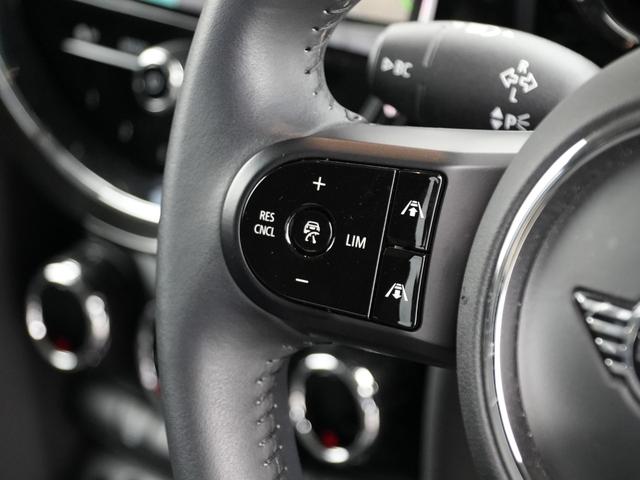 ＭＩＮＩ クーパーＤ　クラシック・トリム　クラシックトリムインテリジェントセーフティ衝突軽減ブレーキ　ディスプレイオーディオＣａｒｐｌａｙ対応ＭＩＮＩＡｐｐ対応バックカメラハーフレザーシートＭＩＮＩドライビングＭＯＤＥコンフォートアクセス（24枚目）