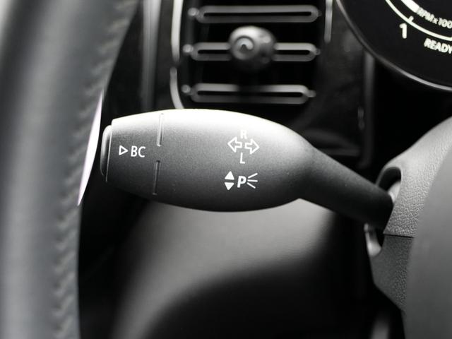 ＭＩＮＩ クーパーＤ　クラシック・トリム　クラシックトリムインテリジェントセーフティ衝突軽減ブレーキ　ディスプレイオーディオＣａｒｐｌａｙ対応ＭＩＮＩＡｐｐ対応バックカメラハーフレザーシートＭＩＮＩドライビングＭＯＤＥコンフォートアクセス（27枚目）