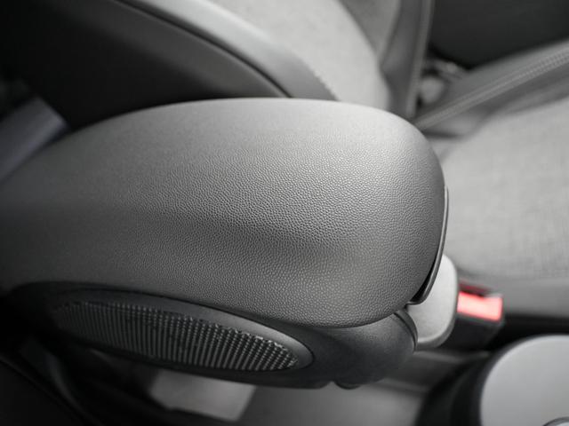 ＭＩＮＩ クーパーＤ　クラシック・トリム　クラシックトリムインテリジェントセーフティ衝突軽減ブレーキ　ディスプレイオーディオＣａｒｐｌａｙ対応ＭＩＮＩＡｐｐ対応バックカメラハーフレザーシートＭＩＮＩドライビングＭＯＤＥコンフォートアクセス（39枚目）