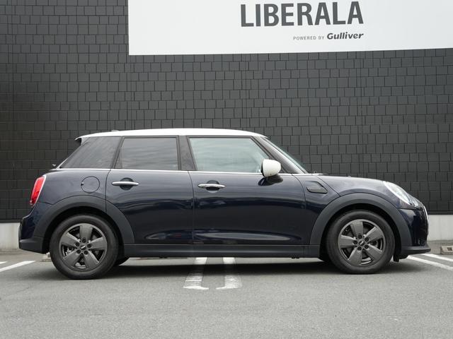 ＭＩＮＩ クーパーＤ　クラシック・トリム　クラシックトリムインテリジェントセーフティ衝突軽減ブレーキ　ディスプレイオーディオＣａｒｐｌａｙ対応ＭＩＮＩＡｐｐ対応バックカメラハーフレザーシートＭＩＮＩドライビングＭＯＤＥコンフォートアクセス（43枚目）