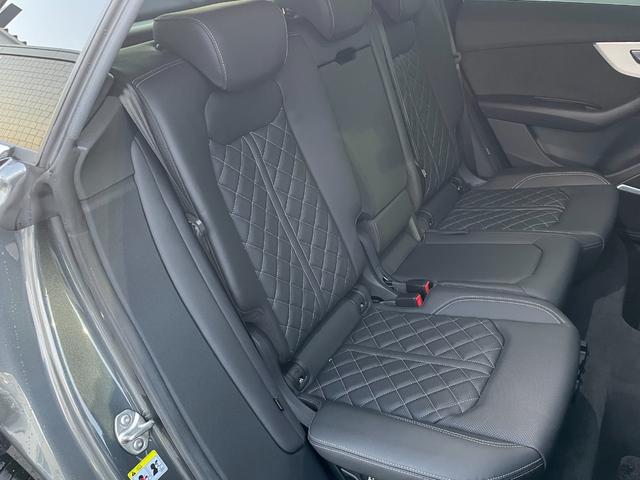 Q8 55TFSIクワトロ Sライン Slineplusパッケージシートベンチレーションマッサージ エクステンデッドレザーパッケージ コンフォートアシスタンスパッケージブラック/ロックグレーステッチ バルコナレザーBang&Olufsen(14枚目)