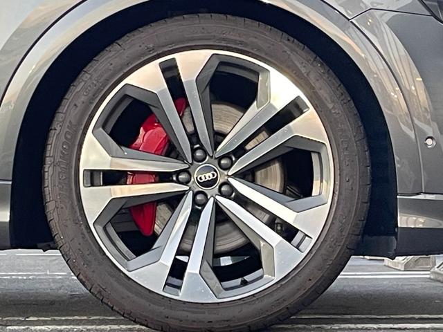 Q8 55TFSIクワトロ Sライン Slineplusパッケージシートベンチレーションマッサージ エクステンデッドレザーパッケージ コンフォートアシスタンスパッケージブラック/ロックグレーステッチ バルコナレザーBang&Olufsen(61枚目)