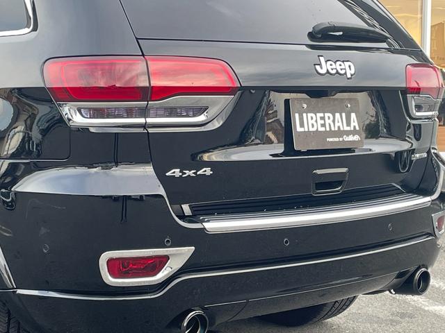 ジープ・グランドチェロキー リミテッド SRT8エンジンフード UconnectナビフルセグTVCarplayBluetoothブラックレザーシートベンチレーションシートヒーターサイドステップ20インチメッキアルミ前後ドライブレコーダー(47枚目)