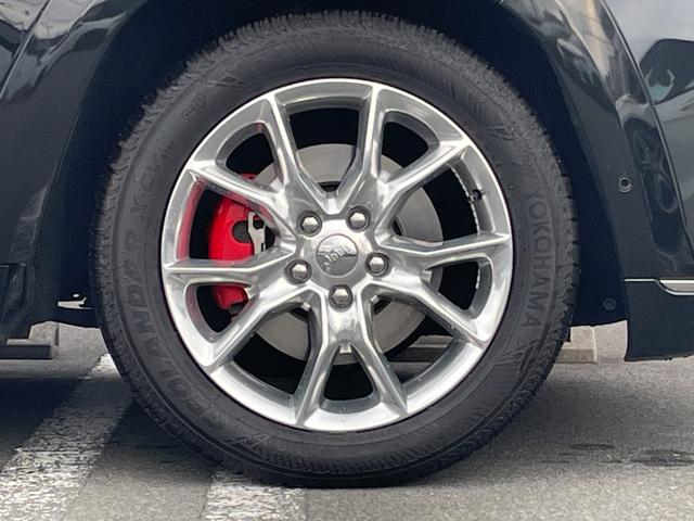 ジープ・グランドチェロキー リミテッド SRT8エンジンフード UconnectナビフルセグTVCarplayBluetoothブラックレザーシートベンチレーションシートヒーターサイドステップ20インチメッキアルミ前後ドライブレコーダー(51枚目)
