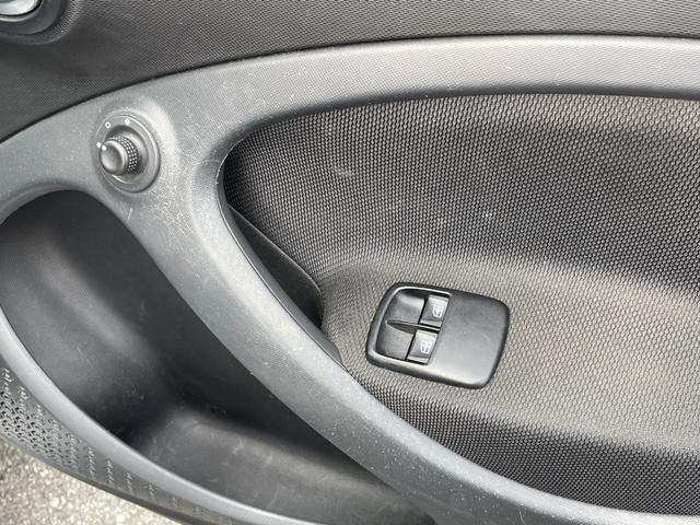 スマートフォーフォー パッション 弊店下取り車両 軽減ブレーキアラーム 15インチアルミホイール 前後ドライブレコーダー キーレス ETC(17枚目)