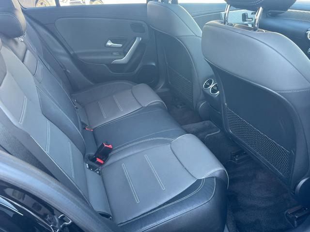 ガリバーグループですので、下取車両の高額査定もお任せ下さい。ご遠方の場合でも、下取り車両の金額を概算でお出しすることは可能でございます。車検証をお手元に、走行距離をご確認の上お問い合わせくださいませ。