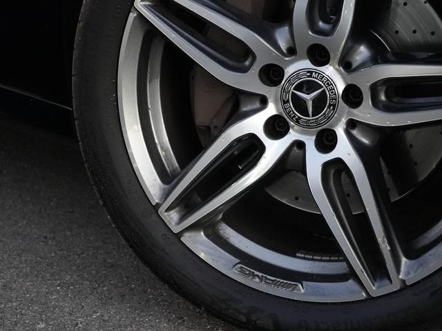 安心してカーライフを始めて頂く為に、納車前にディーラー整備工場・もしくは熟練メカニックが在籍する整備工場にて点検を行い、必要な整備を実施いたします。