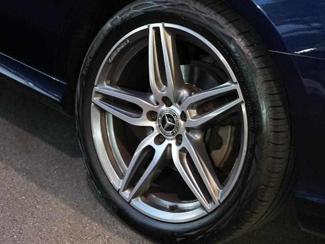 輸入車ディーラー採用のドライブレコーダーもお選び頂けます。万が一の事故の際のお守りとしていかがでしょうか？その他、様々なオプションもご用意しております。