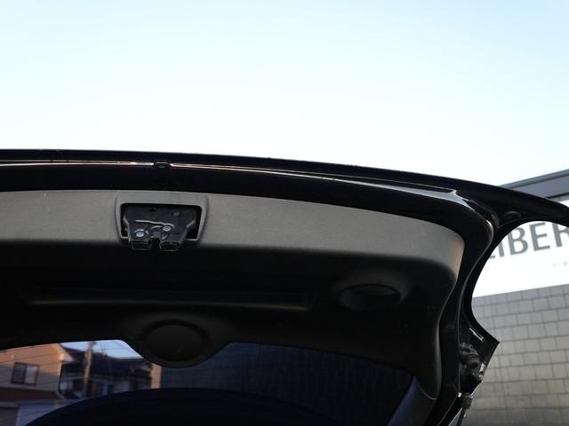 ＭＩＮＩ クーパーＳＤ　ＬＣＩモデル　インテリジェントセーフティ軽減ブレーキＡＣＣ　純正ナビＢｌｕｅｔｏｏｔｈバックカメラＭＩＮＩドライビングＭＯＤＥ　ＪＣＷステアリング　コンフォートアクセス　アンビエントライト前後ＰＤＣ（14枚目）