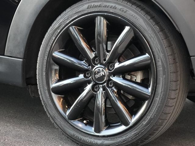 ＭＩＮＩ クーパーＳＤ　ＬＣＩモデル　インテリジェントセーフティ軽減ブレーキＡＣＣ　純正ナビＢｌｕｅｔｏｏｔｈバックカメラＭＩＮＩドライビングＭＯＤＥ　ＪＣＷステアリング　コンフォートアクセス　アンビエントライト前後ＰＤＣ（50枚目）