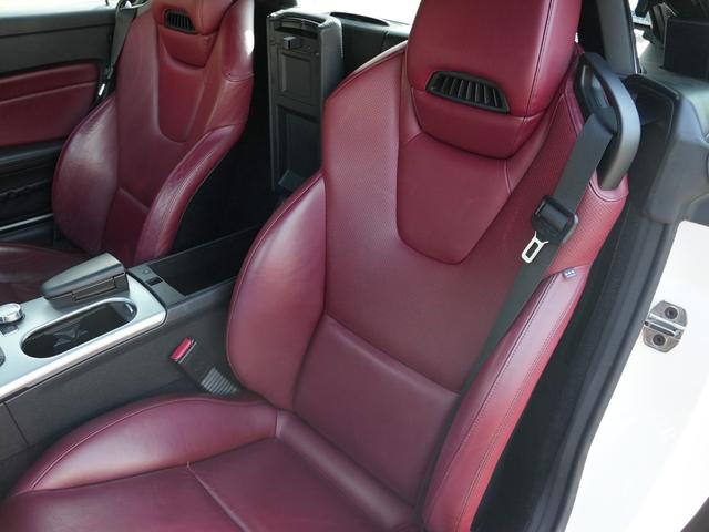 ＳＬＫ ＳＬＫ２００レーダーセーフティエディション　特別仕様車マジックスカイコントールバリオルーフレーダーセーフティＡＣＣ　レーンキープブラインドスポットモニター　ベンガルレッドレザーシートエアスカーフシートヒーターＣｏｍｍａｎｄＨＤＤナビフルセグＴＶ（4枚目）