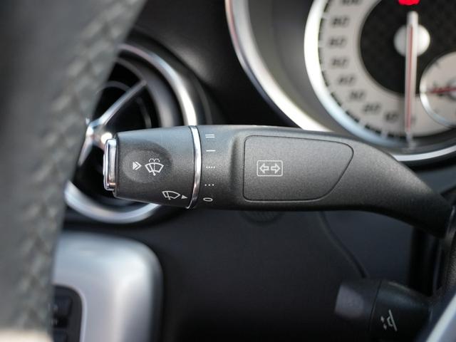 ＳＬＫ ＳＬＫ２００レーダーセーフティエディション　特別仕様車マジックスカイコントールバリオルーフレーダーセーフティＡＣＣ　レーンキープブラインドスポットモニター　ベンガルレッドレザーシートエアスカーフシートヒーターＣｏｍｍａｎｄＨＤＤナビフルセグＴＶ（24枚目）