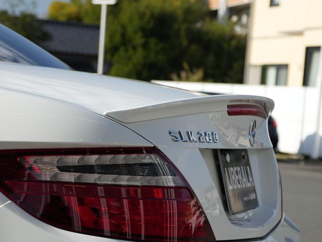 ＳＬＫ ＳＬＫ２００レーダーセーフティエディション　特別仕様車マジックスカイコントールバリオルーフレーダーセーフティＡＣＣ　レーンキープブラインドスポットモニター　ベンガルレッドレザーシートエアスカーフシートヒーターＣｏｍｍａｎｄＨＤＤナビフルセグＴＶ（53枚目）