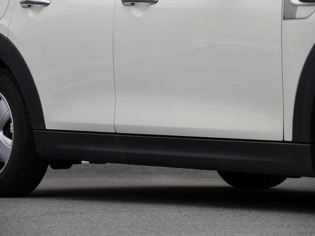 ＭＩＮＩ ヴィクトリア　ワンオーナー　ＣＡＢＡＮＡシートカバー　純正ＨＤＤナビＢｌｕｅｔｏｏｔｈ対応タッチパネル　ペッパーＰＫＧ　ＬＥＤヘッドライト　ＬＩＭコントロール　アイドリングストップ　キーレス　ＥＴＣ（47枚目）