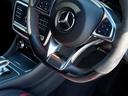 LIBERALAでは輸入車知識を持ったコーディネーターが同乗し、ただ運転していただくだけではなく的確にそのお車に合わせたアドバイスをお伝えします。きっと新しい発見があると思います。