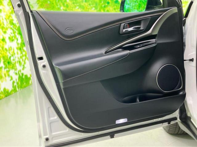 ハリアーハイブリッド ４ＷＤプログレスメタルアンドレザーパッケージ　新品タイヤ／サンルーフ／ＪＢＬ／保証書／純正　９インチ　ＳＤナビ／トヨタセーフティセンス／エアーシート　前席／パノラミックビューモニター／車線逸脱防止支援システム／シート　フルレザー／電動バックドア（22枚目）