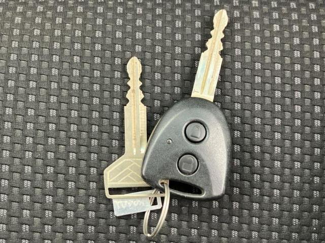 ピクシスバン クルーズターボＳＡ３　新品タイヤ／純正　ＳＤナビ／衝突安全装置／車線逸脱防止支援システム／ヘッドランプ　ＬＥＤ／ＥＴＣ／ＥＢＤ付ＡＢＳ／横滑り防止装置／アイドリングストップ／フルセグＴＶ／エアバッグ　運転席　レーンアシスト（35枚目）