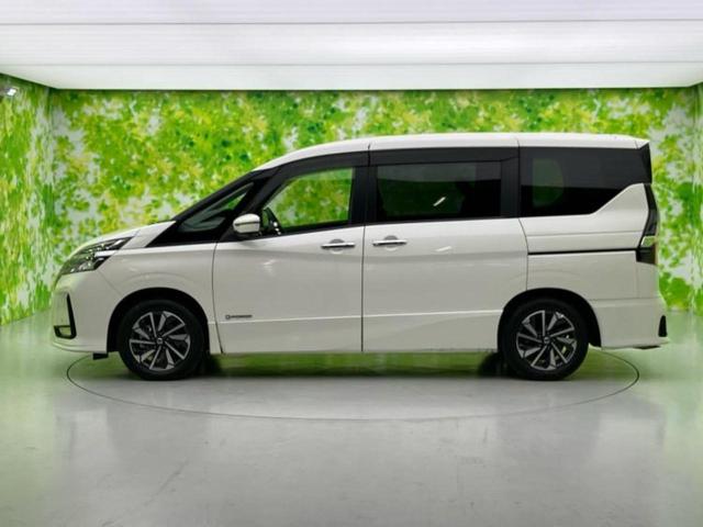 セレナ eパワーハイウェイスターV 新品タイヤ/保証書/純正 10インチ SDナビ/フリップダウンモニター 純正 12.8インチ/インテリジェントルームミラー/衝突安全装置/両側電動スライドドア/シートヒーター 前席 全周囲カメラ(2枚目)