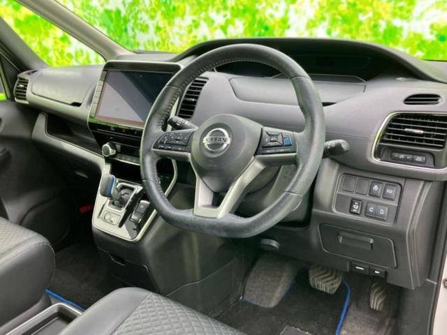 セレナ eパワーハイウェイスターV 新品タイヤ/保証書/純正 10インチ SDナビ/フリップダウンモニター 純正 12.8インチ/インテリジェントルームミラー/衝突安全装置/両側電動スライドドア/シートヒーター 前席 全周囲カメラ(4枚目)