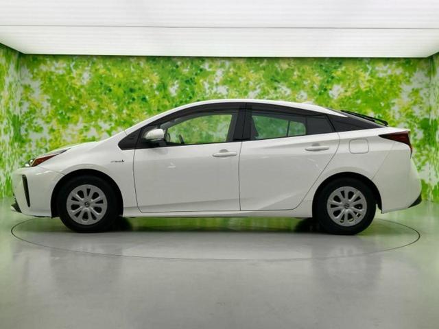 プリウス S 新品タイヤ/保証書/社外 メモリーナビ/トヨタセーフティセンス/車線逸脱防止支援システム/ドライブレコーダー 社外/ヘッドランプ LED/Bluetooth接続/ETC/EBD付ABS バックカメラ(2枚目)