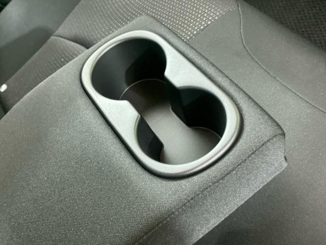 プリウス S 新品タイヤ/保証書/社外 メモリーナビ/トヨタセーフティセンス/車線逸脱防止支援システム/ドライブレコーダー 社外/ヘッドランプ LED/Bluetooth接続/ETC/EBD付ABS バックカメラ(36枚目)