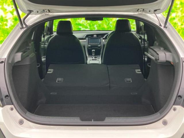 シビック ヒョウジュン 新品タイヤ/保証書/純正 SDナビ/ホンダセンシング/シートヒーター 前席/車線逸脱防止支援システム/シート フルレザー/ドライブレコーダー 純正/ヘッドランプ LED/Bluetooth接続 ターボ(7枚目)