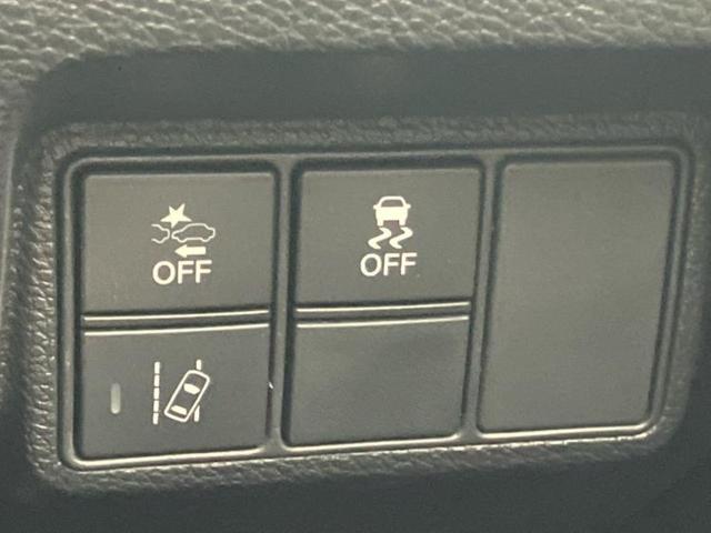 シビック ヒョウジュン 新品タイヤ/保証書/純正 SDナビ/ホンダセンシング/シートヒーター 前席/車線逸脱防止支援システム/シート フルレザー/ドライブレコーダー 純正/ヘッドランプ LED/Bluetooth接続 ターボ(25枚目)