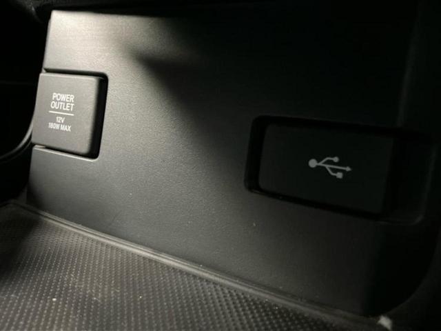 シビック ヒョウジュン 新品タイヤ/保証書/純正 SDナビ/ホンダセンシング/シートヒーター 前席/車線逸脱防止支援システム/シート フルレザー/ドライブレコーダー 純正/ヘッドランプ LED/Bluetooth接続 ターボ(33枚目)
