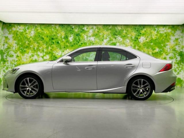 IS IS300hバージョンL 保証書/純正 SDナビ/シートヒーター/車線逸脱防止支援システム/シート フルレザー/ドライブレコーダー 360°/ヘッドランプ LED/Bluetooth接続/ETC/EBD付ABS 革シート(2枚目)