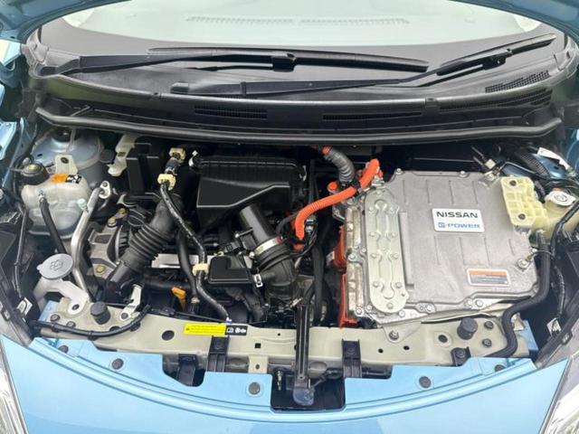 ノート ｅパワーメダリスト　保証書／純正　ＳＤナビ／インテリジェントルームミラー／エマージェンシーブレーキ／アラウンドビューモニター／車線逸脱防止支援システム／シート　ハーフレザー／ドライブレコーダー　社外　衝突被害軽減システム（45枚目）