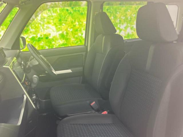 ルーミー カスタムＧ－Ｔ　新品タイヤ／保証書／純正　９インチ　メモリーナビ／トヨタセーフティセンス／両側電動スライドドア／シートヒーター　前席／パノラミックビューモニター／車線逸脱防止支援システム　ターボ　衝突被害軽減システム（6枚目）