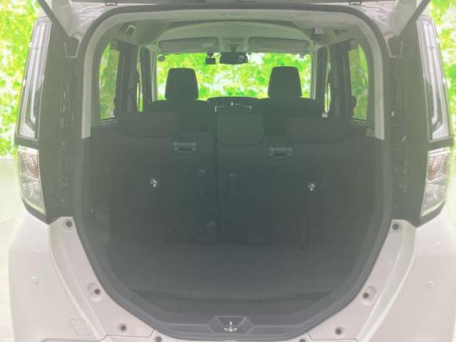 ルーミー カスタムＧ－Ｔ　新品タイヤ／保証書／純正　９インチ　メモリーナビ／トヨタセーフティセンス／両側電動スライドドア／シートヒーター　前席／パノラミックビューモニター／車線逸脱防止支援システム　ターボ　衝突被害軽減システム（8枚目）